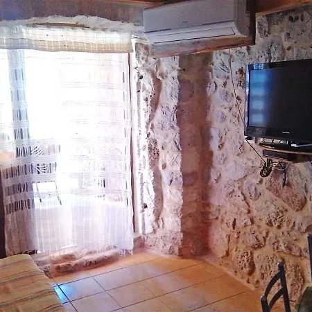 Charming Holiday House Adriatic * Ugljan